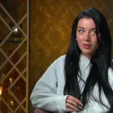 Soraya za RTL.hr nakon &scaron;to joj je Karlo dao narančastu ružu: 'Istog sam trena htjela otići kući'