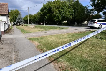 Užas u Kutjevu, radni stroj se zabio u kuću! Ima ozlijeđenih