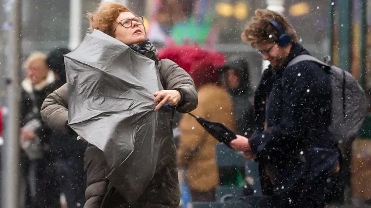 Udari vjetra idu i do 160 km/h: Crveni alarm upaljen za dijelove Hrvatske