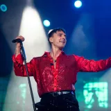 Djevojka Adija &Scaron;o&scaron;e ukrala pažnju u Beogradu: Osmijeh nije skidala s lica cijelu večer