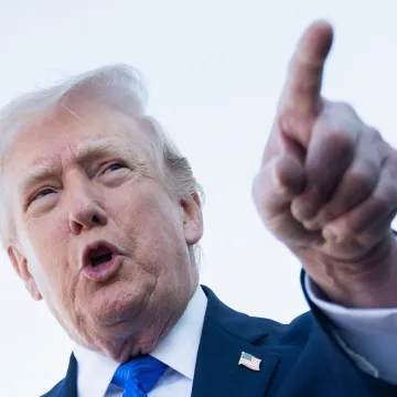 Trump se na&scaron;ao u bezizlaznoj situaciji, 'udario' po NATO-u: 'Skupite malo zaka&scaron;njele hrabrosti'