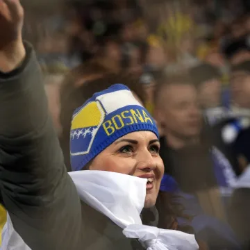 Luda noć u Zenici: Đoković nije jedini, pazite kakve su face do&scaron;le na utakmicu