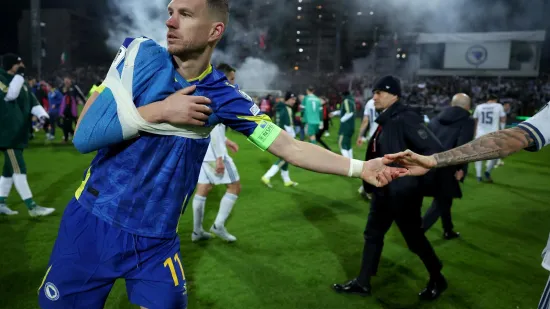 Ni ozljeda ga nije spriječila: Džeko u sedam ujutro objavio video slavlja iz noćnog kluba