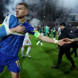 Ni ozljeda ga nije spriječila: Džeko u sedam ujutro objavio video slavlja iz noćnog kluba