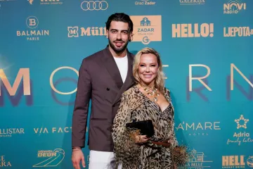 &Scaron;ime nije skidao ruke s Maje u izazovnoj haljini: Zajedničkim izlaskom zapalili Zadar