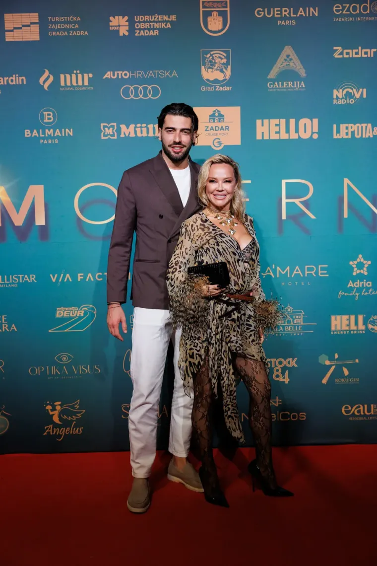 &Scaron;ime nije skidao ruke s Maje u izazovnoj haljini: Zajedničkim izlaskom zapalili Zadar