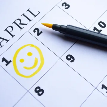 Znate li kako je nastao Prvi april? Jedna povijesna odluka stvorila je tradiciju &scaron;ala