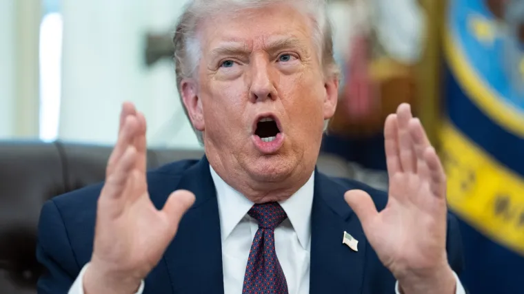 Trump podivljao, stigla je odluka koju nije očekivao: 'Vi ste luđaci!'