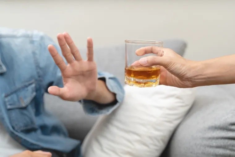 Evo &scaron;to se događa s tijelom nakon 90 dana bez alkohola: 'Čeka vas opasna zamka'