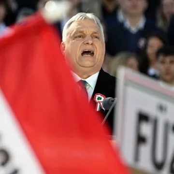 Mađarska je pred ključnim izborima, a Orbanu se jako lo&scaron;e pi&scaron;e...