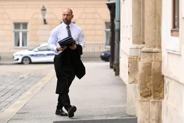 Sve oči uprte u Banske dvore! Pogledajte tko je sve do&scaron;ao na sastanak Plenkovića i Milanovića