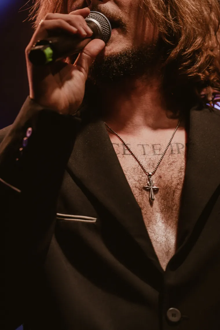 Od uličnog pjevača do punih dvorana: Kutlić progovorio o obitelji, karijeri, ali i knjizi s Dore