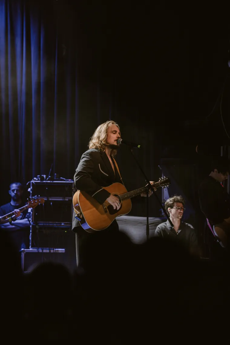 Od uličnog pjevača do punih dvorana: Kutlić progovorio o obitelji, karijeri, ali i knjizi s Dore