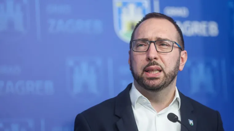 Ustavni sud odbacio Toma&scaron;evićevu tužbu protiv Vlade zbog dočeka rukometa&scaron;a