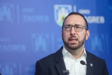 Ustavni sud odbacio Toma&scaron;evićevu tužbu protiv Vlade zbog dočeka rukometa&scaron;a