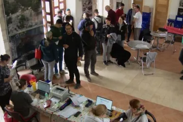 Tko kaže da su &scaron;krti? Bračka općina obara svjetske rekorde u darivanju krvi