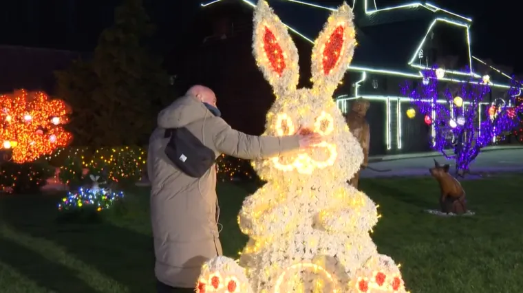 Bili smo na imanju Salaj, zasjalo je 60 tisuća svjetlećih pisanica i ukrasa: 'Pripreme traju dva mjeseca'