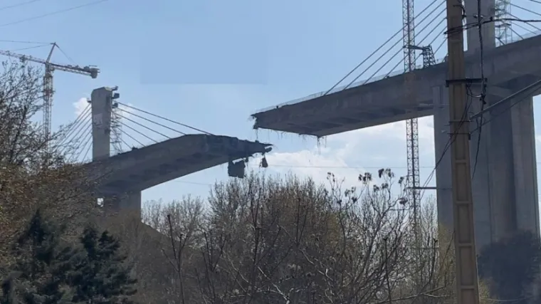 Objavljena snimka udara na najvi&scaron;i most: Sastanak 40 zemalja oko Hormu&scaron;kog tjesnaca bez dogovora