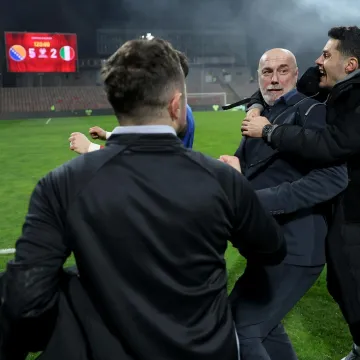 Barbarez pro&scaron;ao pakao pa odveo BiH na Mundijal! Rođenom Mostarcu su poku&scaron;ali ubiti majku