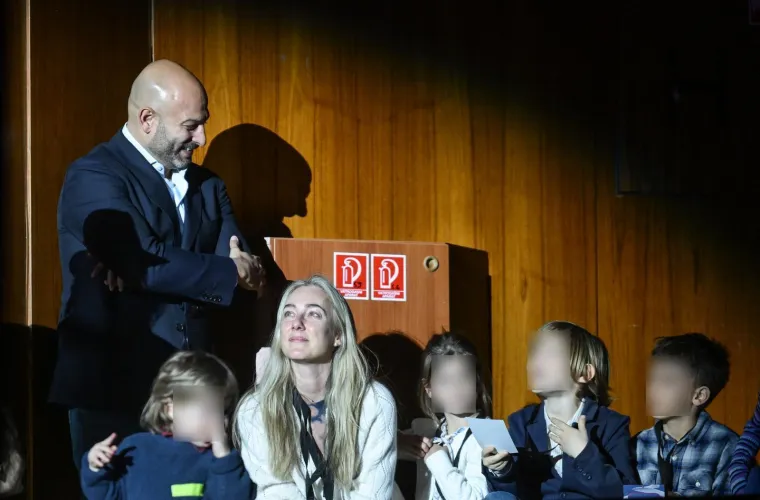 Večer poljubaca i zagrljaja: Davor Luk&scaron;ić i supruga ukrali show na koncertu njezinog oca Al Bana