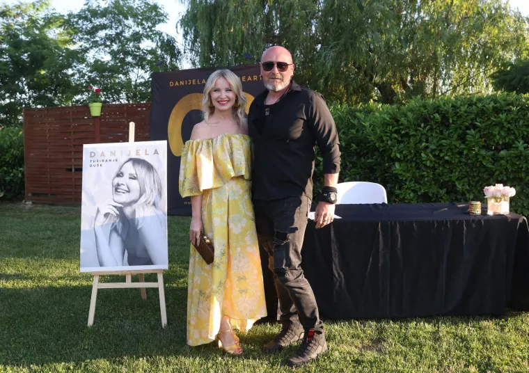 Danijela Martinović o novoj pjesmi i partneru Josipu: 'Ne planiramo to, ali ostavljamo vrata otvorena'