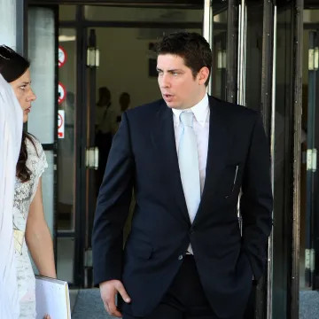 Gdje je danas Dikanov nasljednik? Uživa s lijepom odvjetnicom, a evo kako se mijenjao kroz godine