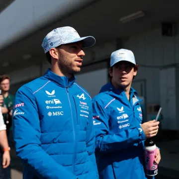 Raskol u ekipi ili samo glasine? F1 momčad reagirala na optužbe o svom vozaču