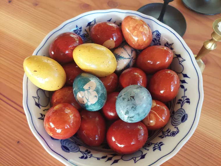 Od posta do 'tucanja': Kako se nekad slavio Uskrs, a jaja bojala vinom i lukom