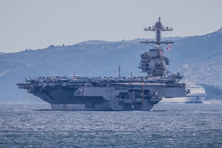 Američki nosač zrakoplova USS Gerald R. Ford isplovio iz Splita za Bliski istok?