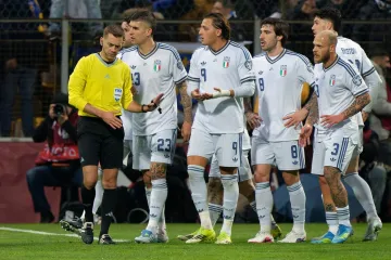 Sudac koji je Italiju izbacio sa Svjetskog prvenstva snimljen u avionu: Nećete vjerovati &scaron;to radi