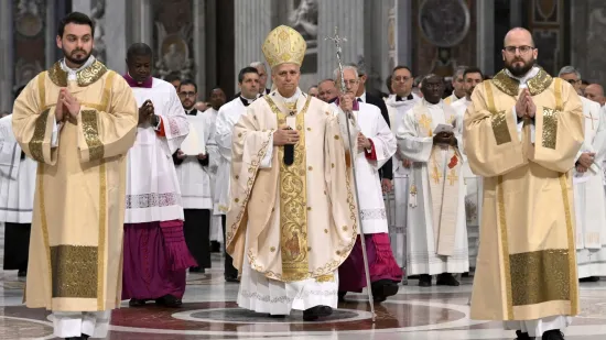 Snažna poruka iz Rima: Papa Lav predvodit će procesiju i sam nositi križ