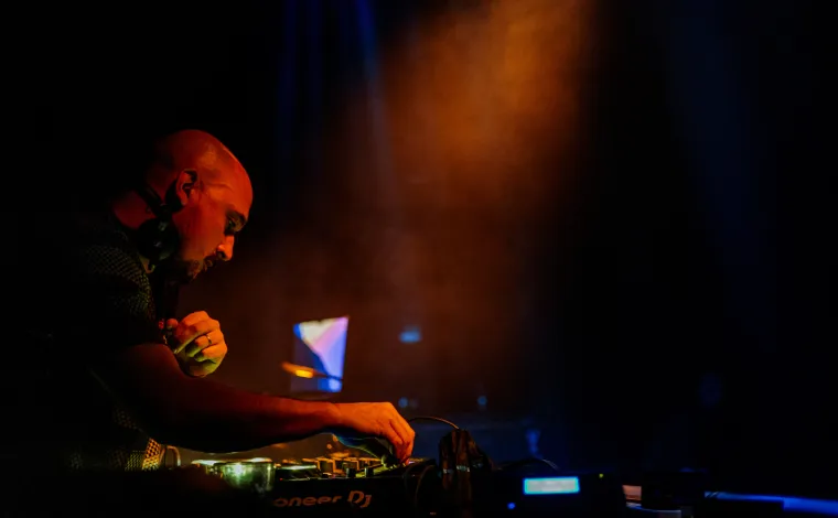 DJ-ica Zaatar donosi ovog petka u Peti Kupe hipnotičko putovanje od Maroka do europskih podija