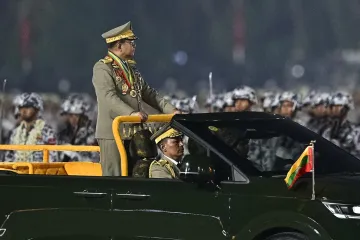 Prije pet godina pokrenuo državni udar, a danas skinuo vojnu odoru i stupio na vlast