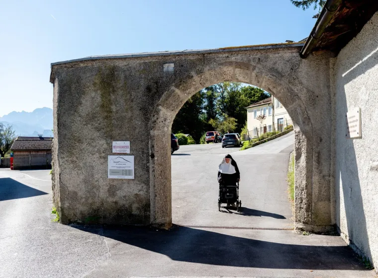 Časne Bernadette, Regina i Rita provalile u samostan: Imaju i pratetelje na mrežama, evo za&scaron;to