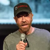 Kaos nakon smrti Chucka Norrisa: Internet preplavile laži, evo &scaron;to sve izlazi