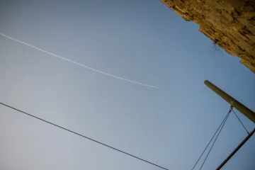 Iran lansirao projektile na Izrael: SAD uhitio rođake ubijenog iranskog zapovjednika