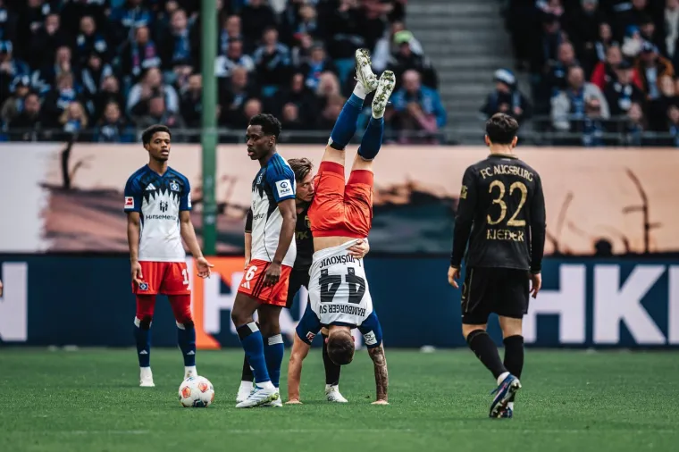 Ugledni portal objavio Vu&scaron;kovića za najboljeg stopera u Ligama petice: Luka loptom pogodio suca