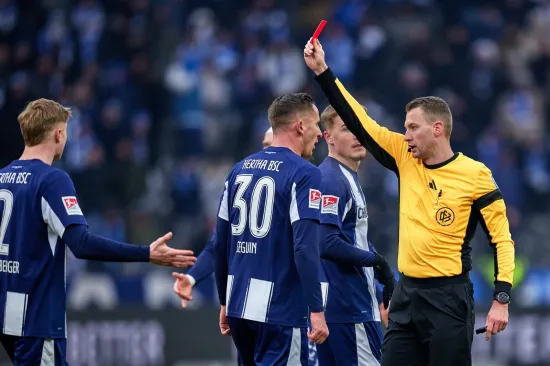 Hrvatski napadač zaradio isključenje zbog brutalnog faula