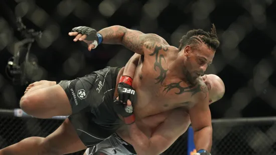 FNC predstavio novu atrakciju! Bio je NFL zvijezda i borio se u UFC-u: 'Dolazim biti prvak'