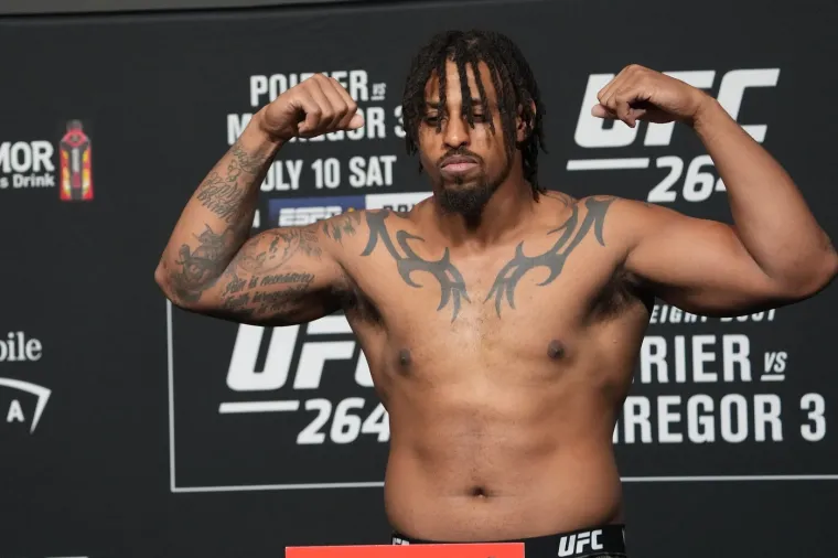 FNC predstavio novu atrakciju! Bio je NFL zvijezda i borio se u UFC-u: 'Dolazim biti prvak'