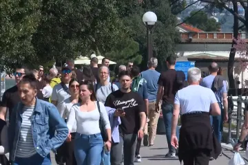 Na prvi pogled bajka, ali iza leđa se kotrlja ne&scaron;to &scaron;to Hrvatima stvara nervozu: 'Bojimo se'