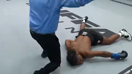 Stra&scaron;no: Potpuni underdog u&scaron;ao u ring i brutalnim nokautom &scaron;okirao svijet