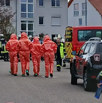 Vatrogasci i policija na nogama! Tragali za uskrsnim jajima pa na&scaron;li radioaktivnu bočicu?