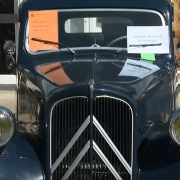 Centar Zagreba preplavili prekrasni oldtimeri: Neki su doputovali čak iz SAD-a