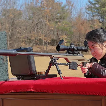 Tek joj je 13, a zovu je 'najopasnijom tinejdžericom na svijetu': Hoće li postati prva diktatorica?