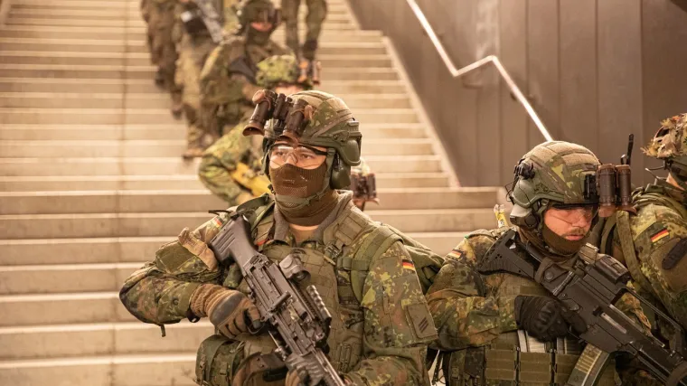 Uzbuna u Njemačkoj, procurila 'tajna' odredba: 'Nakon &scaron;to navr&scaron;ite 17 godina...'