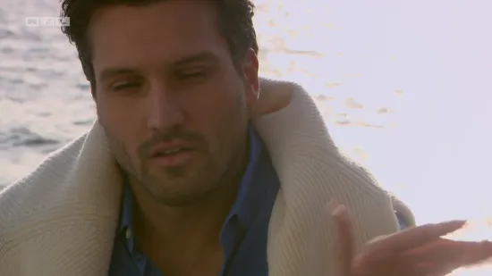 Novi poljubac prije finala: Petar dodatno rasplamsao emocije uoči odluke