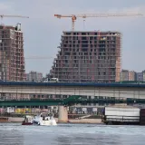Sru&scaron;io se kran na gradili&scaron;tu! Jedan radnik poginuo, dvojica ozlijeđena