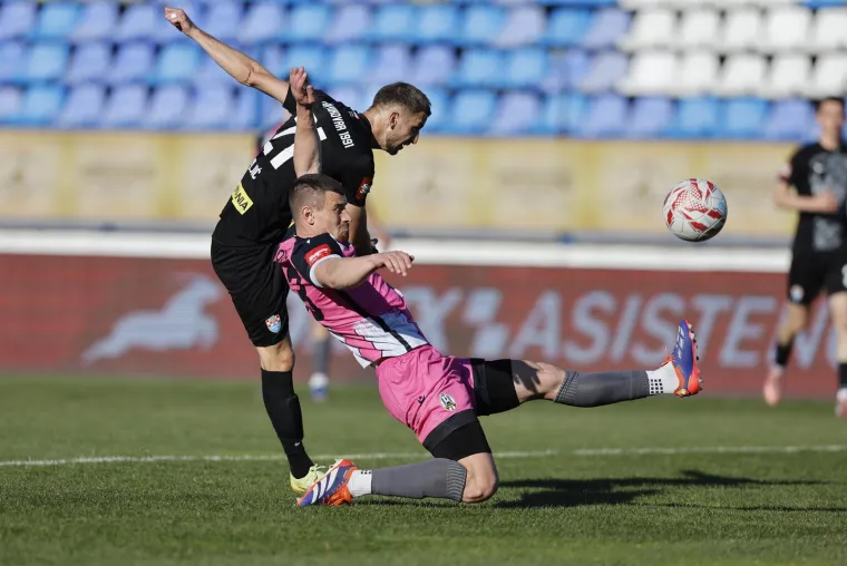 Lokomotiva u Gradskom vrtu uzela samo bod, Čaić spasio Vukovar