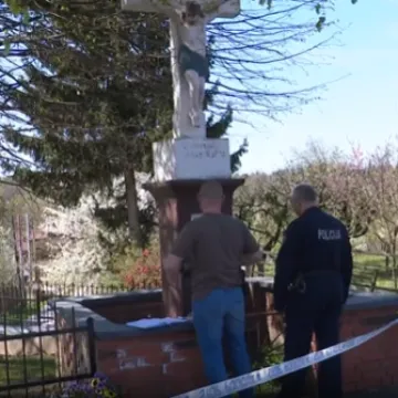 Bizarna krađa u Budrovcu, netko je ukrao kip Gospe! 'To su manijaki i budale munjene'